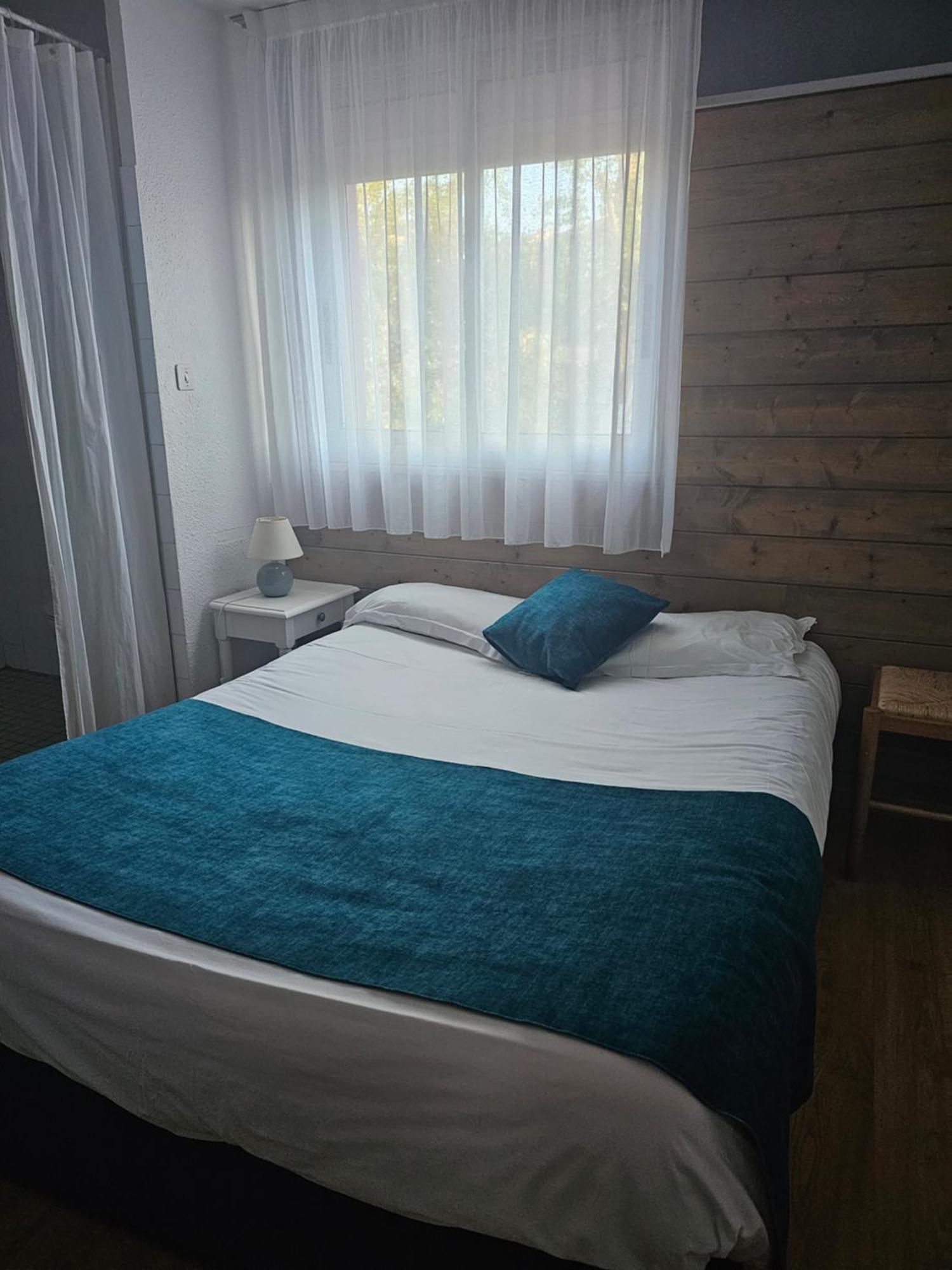 Hotel Restaurant Du Lac Graulhet Екстер'єр фото